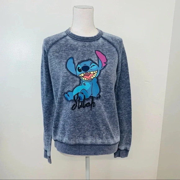 Disney Stitch Top Sweatshirt Woman Size Medium Blue Graphic Long Sleeve Light - Picture 1 of 12